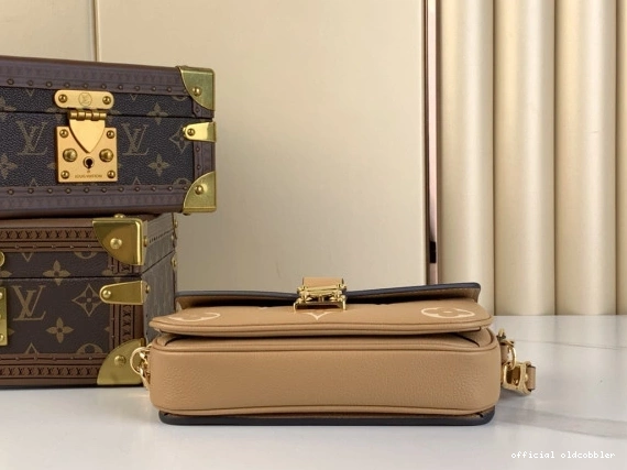 Official oldcobbler POCHETTE WEST LOUIS VUITTON EAST METIS 0718